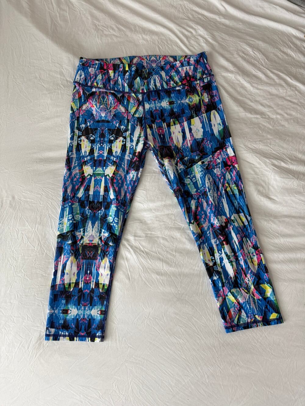 Fabletics Cropped Leggings